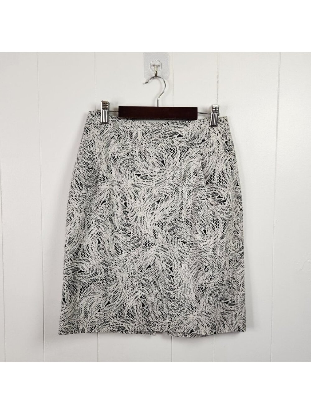 Club Monaco White Black Floral Pencil Skirt High Waisted Rise Office Work Cotton